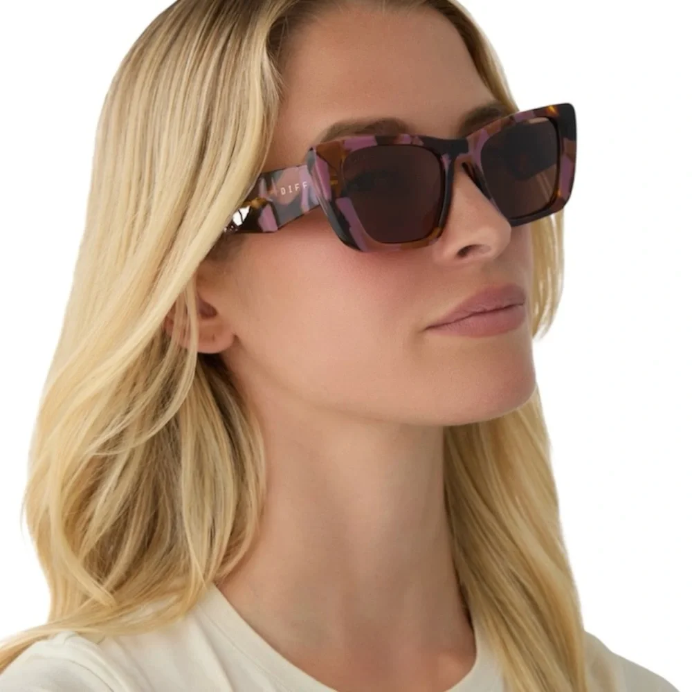 DIFF Aura Polarized Sunglasses Torino Pink Tortoise Frame Brown Lens NWT